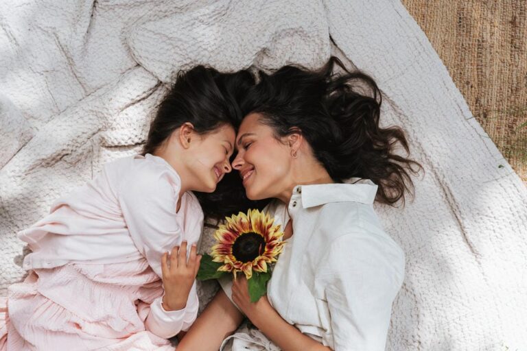 10 poesie da stampare per la Festa della Mamma