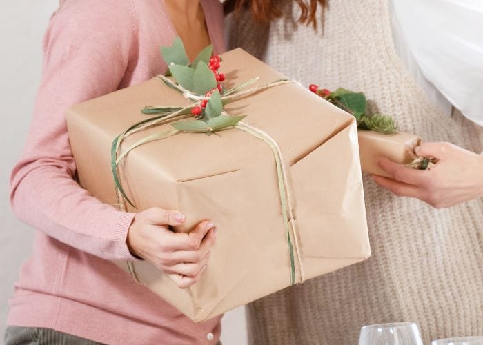 Pacchetti regalo natalizi fai da te