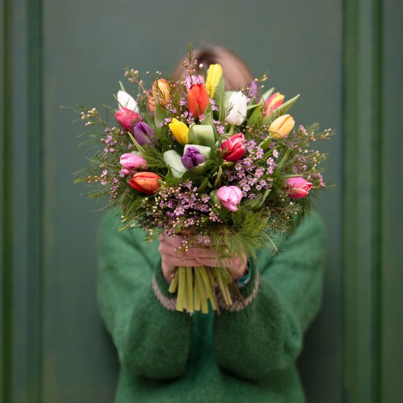 mazzo di tulipani colorati