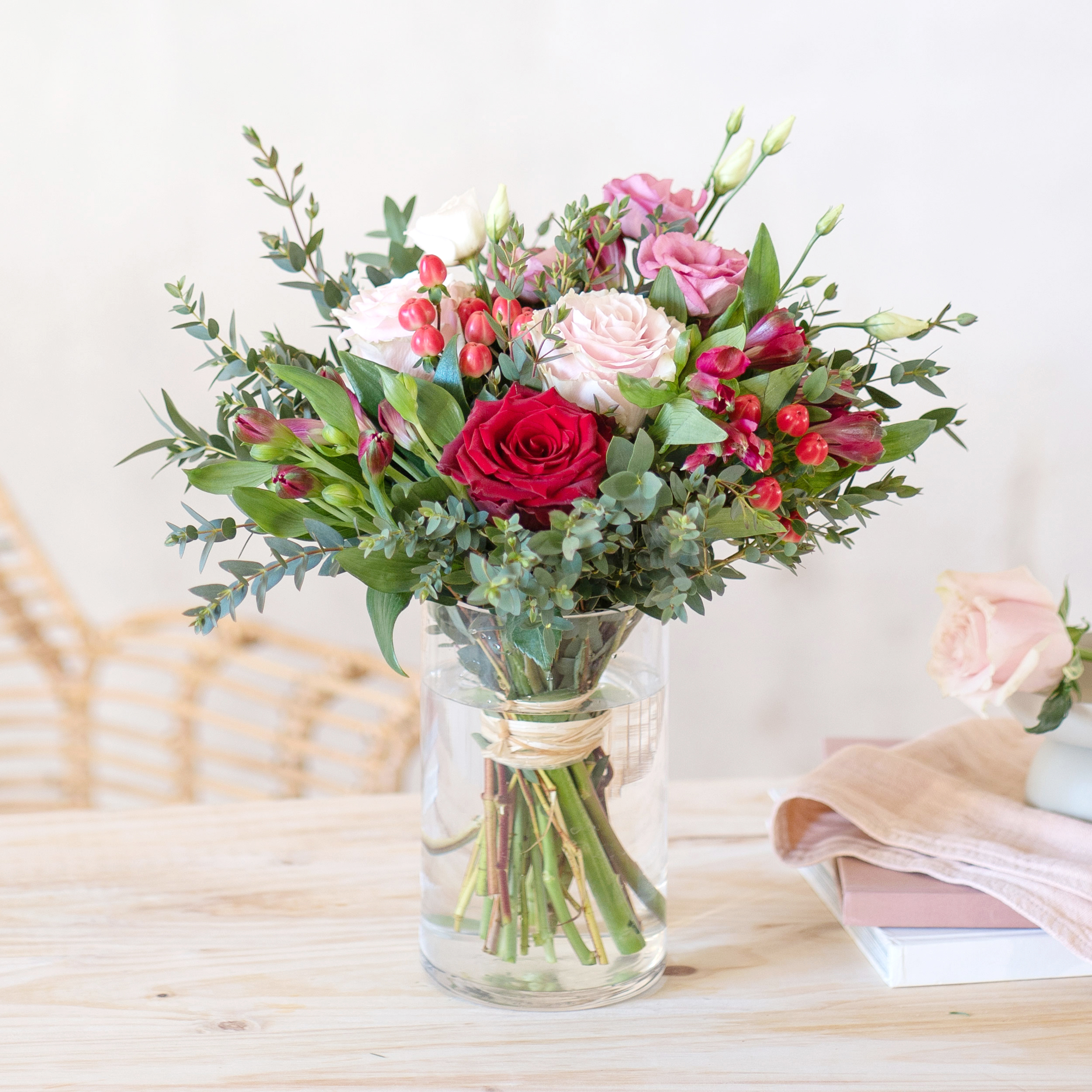 Bouquet Déclaration et son  vase offert