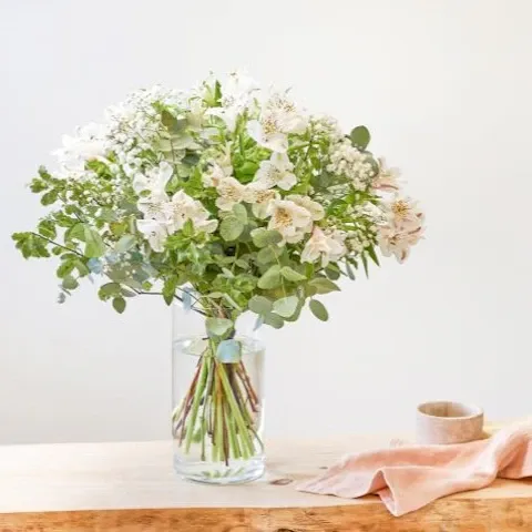 Come prendersi cura di Alstroemeria in bouquet