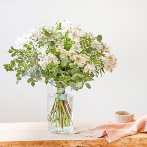 Come prendersi cura di Alstroemeria in bouquet